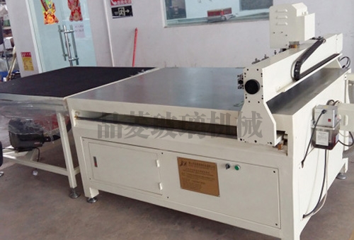 Integral glass cutting machine